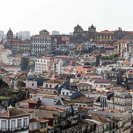 Downtown W/ Gorgeous Views By Lovelystay * 波尔图